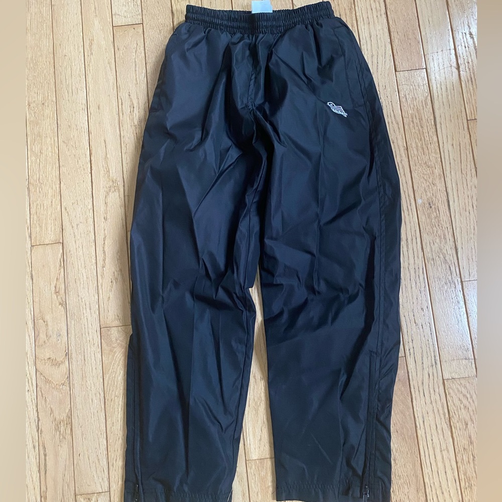 Boys Large snow pants, smoke free and pet free home